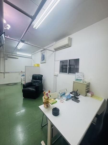 Wcega Plaza, 1 Bukit Batok Crescent, Dairy Farm / Bukit Panjang / Choa Chu Kang, 2,411 sqft, Light Industrial (B1) For Rent, by Michelle Tan, 500282262 - Interior - CommercialGuru.com.sg