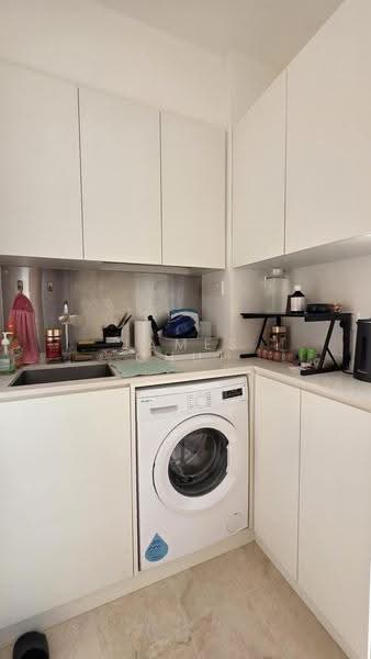 Laverne's Loft, 66 Lorong L Telok Kurau, East Coast / Marine Parade, 1 Bedroom, 398 sqft, Condominium For Sale, by James Chui, 500282269 - Kitchen - PropertyGuru.com.sg