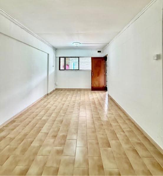 301 Hougang Avenue 5, 301 301, Hougang / Punggol / Sengkang, 2 Bedrooms, 796 sqft, HDB Flat For Sale, by Raymond Lam, 500282294 - PropertyGuru.com.sg