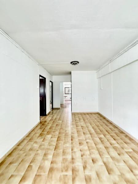 301 Hougang Avenue 5, 301 301, Hougang / Punggol / Sengkang, 2 Bedrooms, 796 sqft, HDB Flat For Sale, by Raymond Lam, 500282294 - PropertyGuru.com.sg