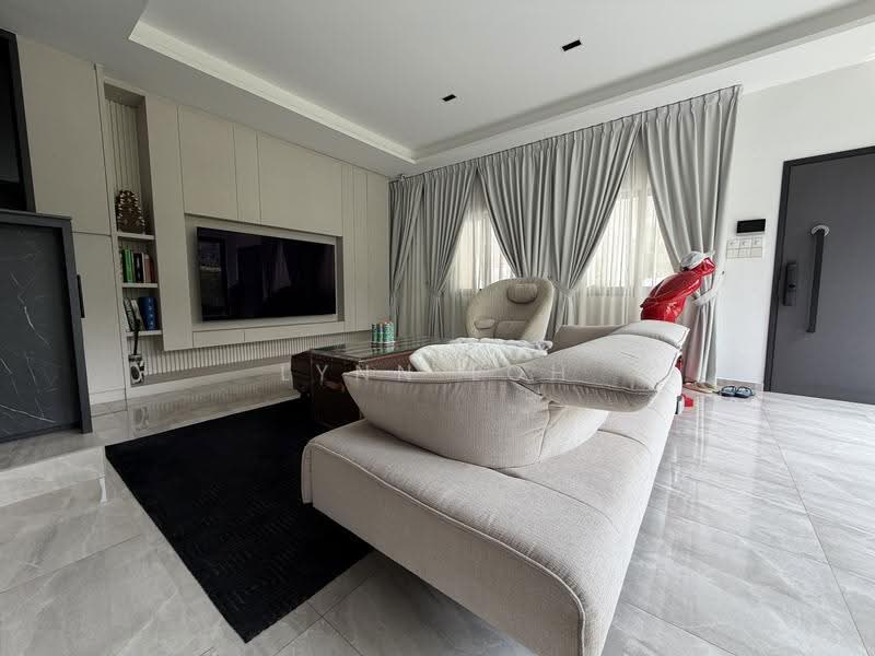Rare Corner Terrace | Beautifully Renovated Family Home, Hillview Way | Hillview Crescent | Hillview Drive | Dairy Farm | Upper Bukit Timah, Dairy Farm / Bukit Panjang / Choa Chu Kang, 5 Bedrooms, 4,300 sqft, Corner Terrace For Sale, by Lynn Loh, 500282302 - Living Room - PropertyGuru.com.sg