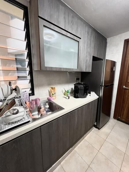 Tanglin View, 150 Prince Charles Crescent, Alexandra / Commonwealth, Room Rental, 140 sqft, Condominium For Rent, by Kyne Chan, 500282306 - Kitchen - PropertyGuru.com.sg