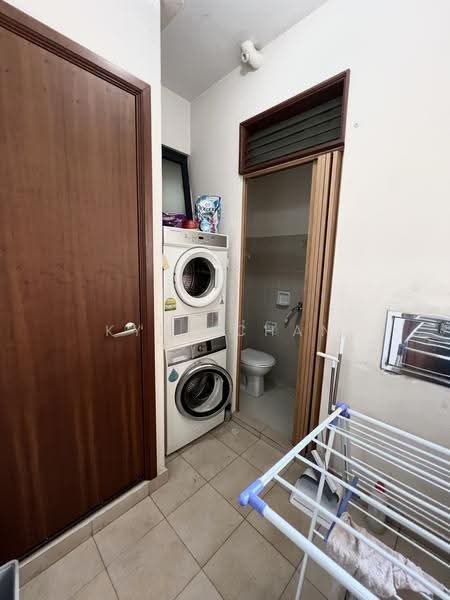 Tanglin View, 150 Prince Charles Crescent, Alexandra / Commonwealth, Room Rental, 160 sqft, Condominium For Rent, by Kyne Chan, 500282311 - Bathroom - PropertyGuru.com.sg