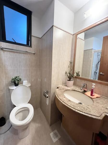 Tanglin View, 150 Prince Charles Crescent, Alexandra / Commonwealth, Room Rental, 160 sqft, Condominium For Rent, by Kyne Chan, 500282311 - Bathroom - PropertyGuru.com.sg