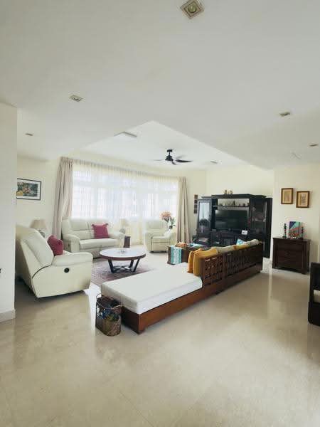 The Waterside, 3 Tanjong Rhu Road, East Coast / Marine Parade, 3 Bedrooms, 2,142 sqft, Condominium For Sale, by Deepti Malik, 500282322 - Living Room - PropertyGuru.com.sg