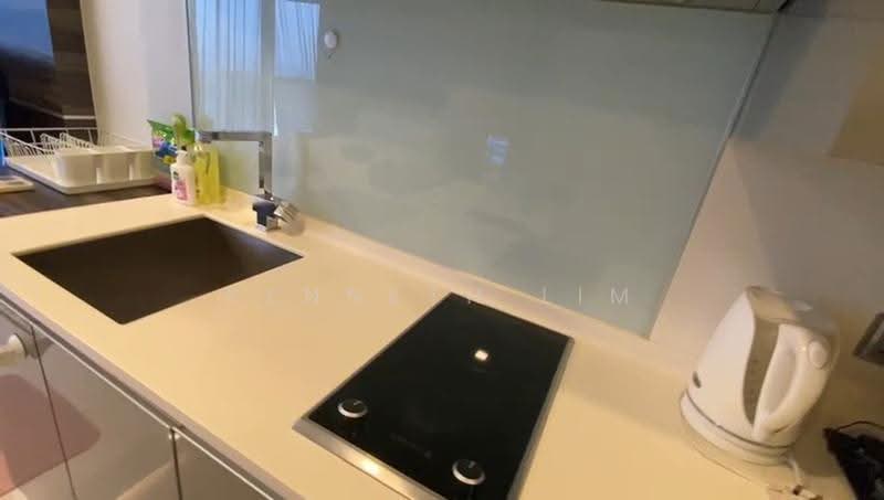 Lumiere, 2 Mistri Road, Chinatown / Tanjong Pagar, 1 Bedroom, 506 sqft, Apartment For Rent, by Kenneth Lim, 500282325 - Kitchen - PropertyGuru.com.sg