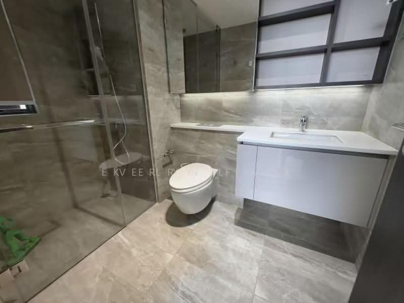 Lake Grande, 6 Jurong Lake Link, Boon Lay / Jurong / Tuas, 3 Bedrooms, 947 sqft, Condominium For Sale, by Kerry Liao, 500282332 - Bathroom - PropertyGuru.com.sg