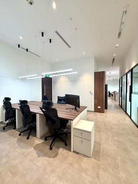 Eon Shenton, 70 Shenton Way, Chinatown / Tanjong Pagar, 1,765 sqft, Office For Rent, by Gina Tng, 500282349 - CommercialGuru.com.sg