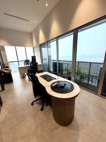 Eon Shenton, 70 Shenton Way, Chinatown / Tanjong Pagar, 1,765 sqft, Office For Rent, by Gina Tng, 500282349 - CommercialGuru.com.sg