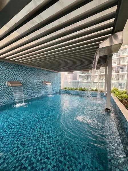 Eon Shenton, 70 Shenton Way, Chinatown / Tanjong Pagar, 1,765 sqft, Office For Rent, by Gina Tng, 500282349 - Pool - CommercialGuru.com.sg