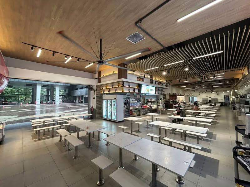 Kallang/ Bendemeer Fitted Office Space, Balestier / Toa Payoh, 1,884 sqft, Light Industrial (B1) For Rent, by Ayrton McCully, 500282372 - Interior - CommercialGuru.com.sg