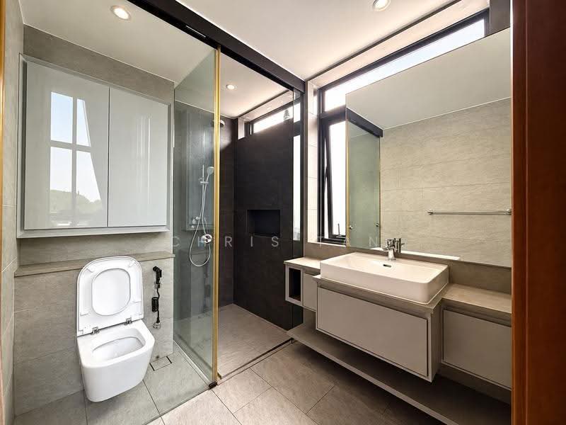 Kandis Residence, 6 Kandis Link, Sembawang / Yishun, 3 Bedrooms, 936 sqft, Condominium For Sale, by Chris Tan, 500282376 - Bathroom - PropertyGuru.com.sg