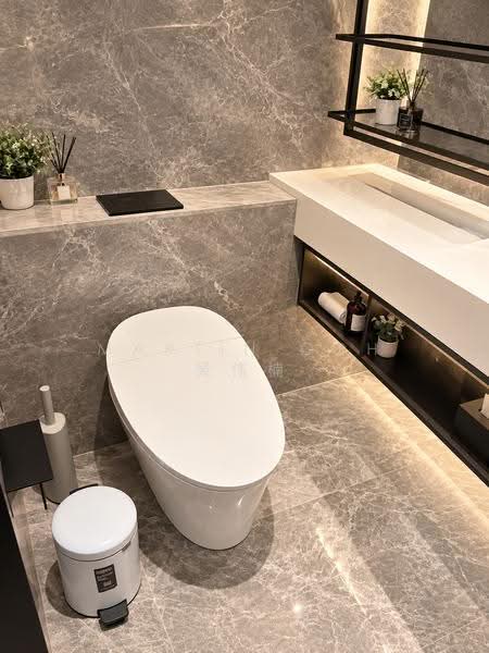 Cuscaden Reserve, 8 Cuscaden Road, Tanglin / Holland / Bukit Timah, 3 Bedrooms, 1,152 sqft, Condominium For Sale, by Martin Goh 吴伟楠, 500282398 - Bathroom - PropertyGuru.com.sg