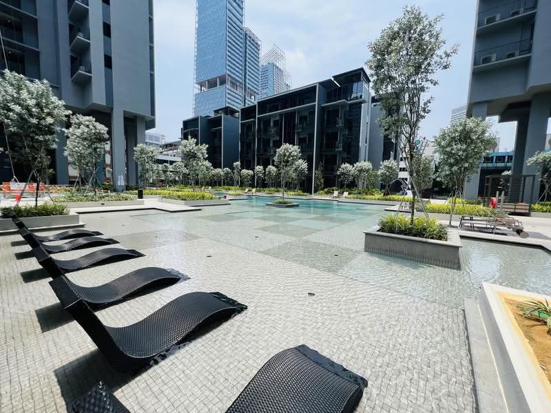 The M, 36 Middle Road, Beach Road / Bugis / Rochor, 1 Bedroom, 431 sqft, Condominium For Rent, by Michael Chin 陈俊雄, 500282400 - Exterior - PropertyGuru.com.sg
