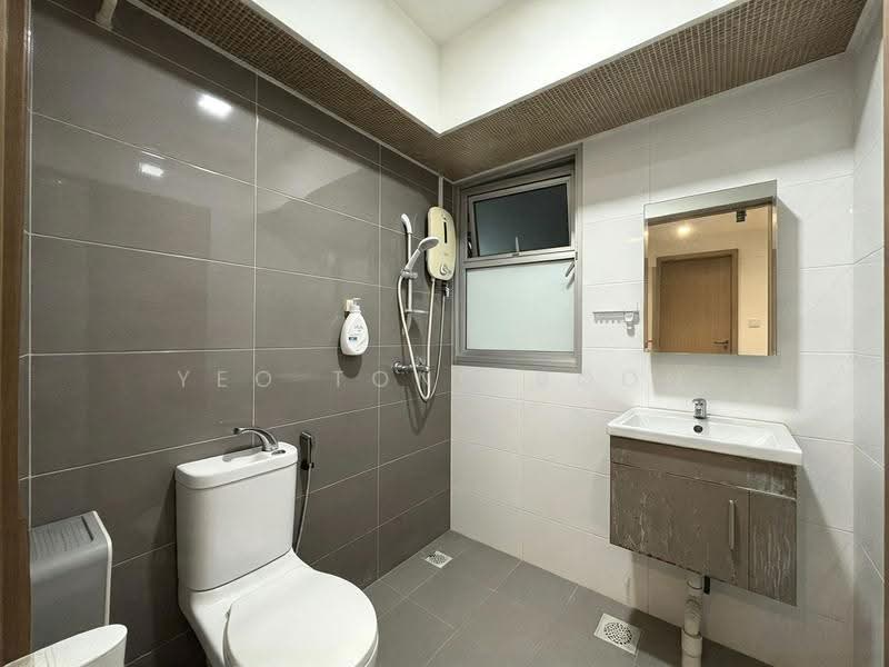 355A Anchorvale Lane, 355A Anchorvale Lane, Hougang / Punggol / Sengkang, 1 Bedroom, 505 sqft, HDB Flat For Sale, by Yeo Tong Boon, 500282402 - Bathroom - PropertyGuru.com.sg