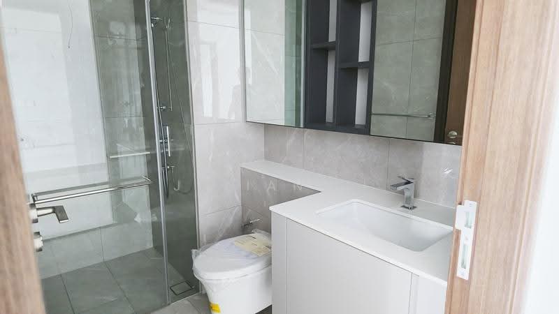 Grand Dunman, 6 Dunman Road, East Coast / Marine Parade, 2 Bedrooms, 775 sqft, Condominium For Sale, by Julian Li, 500282405 - Common Bathroom - PropertyGuru.com.sg