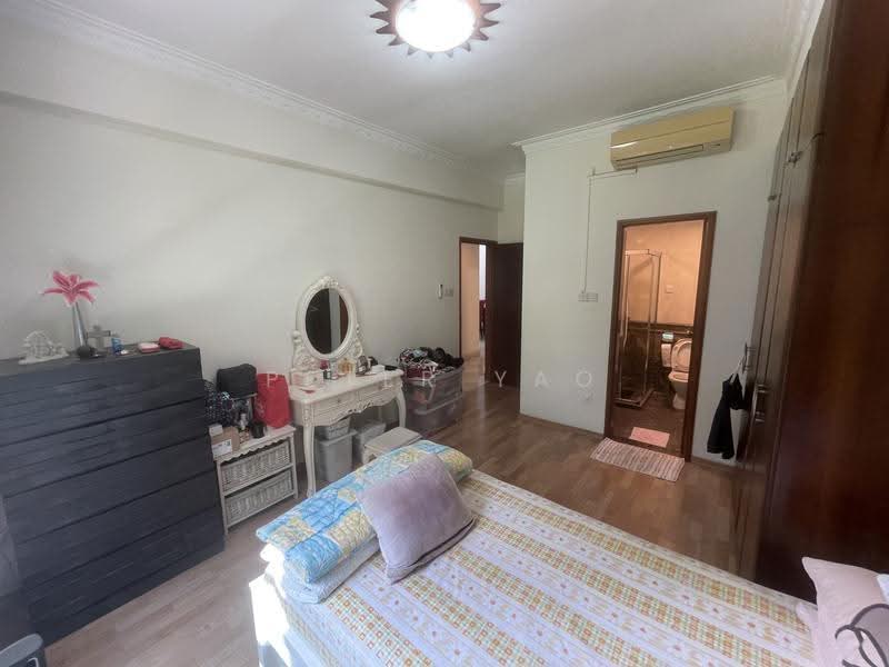 Parc Palais, 55 Hume Avenue, Clementi Park / Upper Bukit Timah, 2 Bedrooms, 969 sqft, Condominium For Sale, by Peter Yao, 500282409 - Bedroom - PropertyGuru.com.sg