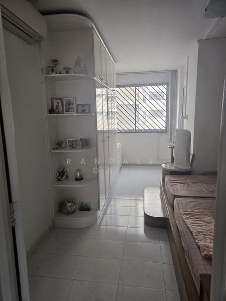 116 Simei Street 1, 116 Simei Street 1, Pasir Ris / Tampines, Room Rental, 150 sqft, HDB Flat For Rent, by Randale Ong, 500282424 - Master Bedroom - PropertyGuru.com.sg