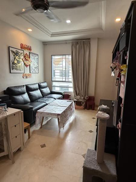 Peppermint Grove, 45 Newton Road, Newton / Novena, 3 Bedrooms, 1,195 sqft, Condominium For Sale, by Gerard Zhang, 500282456 - Living Room - PropertyGuru.com.sg