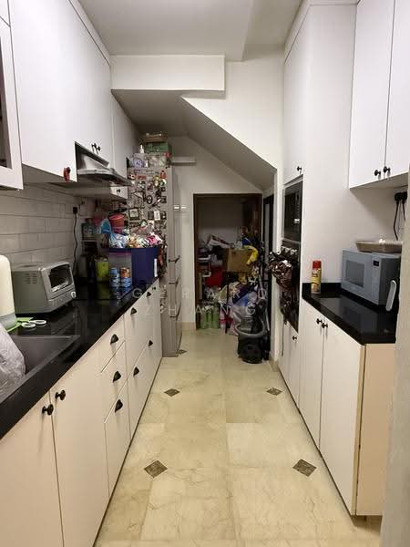 Peppermint Grove, 45 Newton Road, Newton / Novena, 3 Bedrooms, 1,195 sqft, Condominium For Sale, by Gerard Zhang, 500282456 - Kitchen - PropertyGuru.com.sg