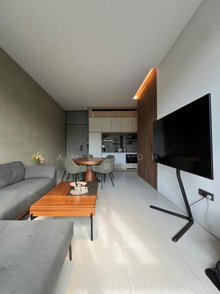 Petit Jervois, 33 Jervois Road, Tanglin / Holland / Bukit Timah, 2 Bedrooms, 818 sqft, Condominium For Rent, by Amber Oh 胡晓薇, 500282462 - Living Room - PropertyGuru.com.sg