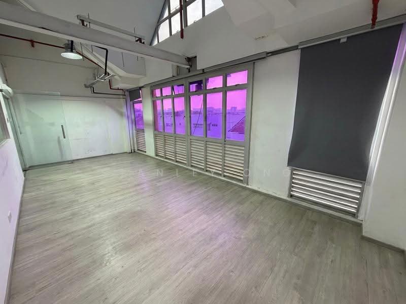 Kb Industrial Building, 10 Kaki Bukit Road 1, Eunos / Geylang / Paya Lebar, 4,542 sqft, Factory / Workshop (B2) For Sale, by Stanley Ong, 500282463 - Interior - CommercialGuru.com.sg
