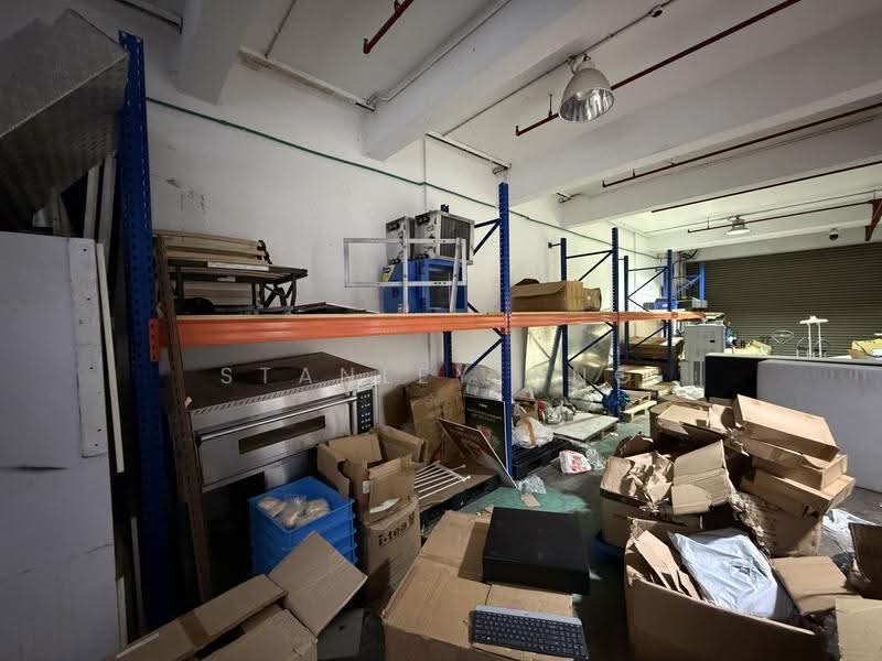 Kb Industrial Building, 10 Kaki Bukit Road 1, Eunos / Geylang / Paya Lebar, 4,542 sqft, Factory / Workshop (B2) For Sale, by Stanley Ong, 500282463 - Interior - CommercialGuru.com.sg