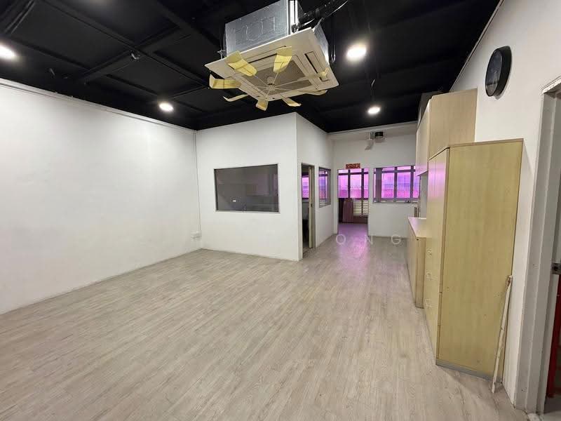 Kb Industrial Building, 10 Kaki Bukit Road 1, Eunos / Geylang / Paya Lebar, 4,542 sqft, Factory / Workshop (B2) For Rent, by Stanley Ong, 500282505 - Interior - CommercialGuru.com.sg