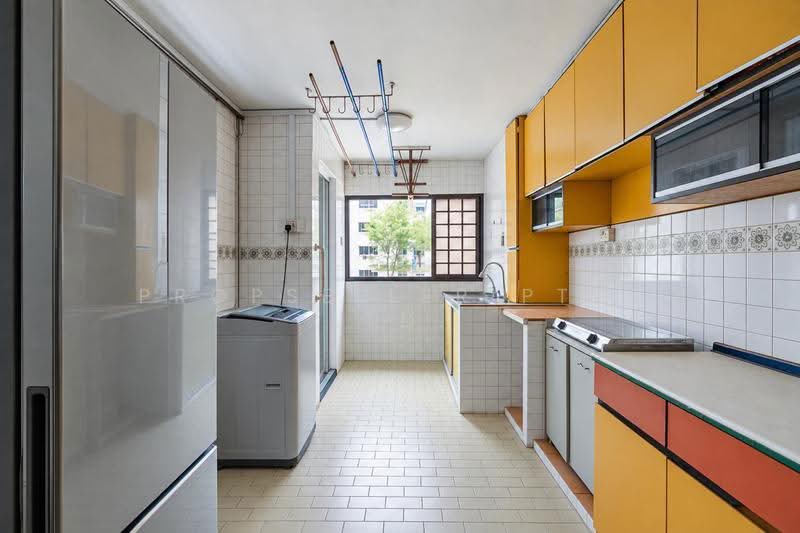 234 Jurong East Street 21, 234 Jurong East Street 21, Boon Lay / Jurong / Tuas, 3 Bedrooms, 1,302 sqft, HDB Flat For Sale, by Wes Teo, 500282530 - Kitchen - PropertyGuru.com.sg
