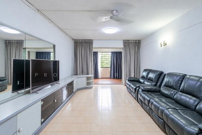 234 Jurong East Street 21, 234 Jurong East Street 21, Boon Lay / Jurong / Tuas, 3 Bedrooms, 1,302 sqft, HDB Flat For Sale, by Wes Teo, 500282530 - Living Room - PropertyGuru.com.sg