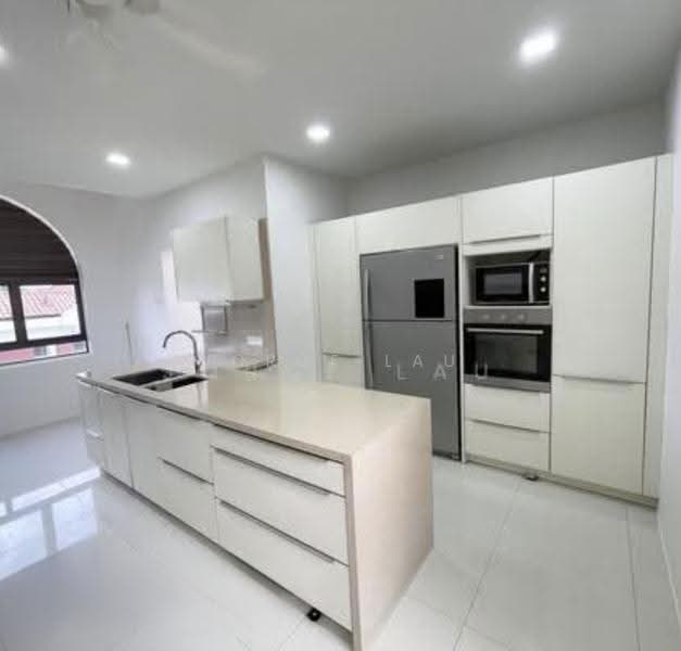 Astridville, 38-38B Jalan Ampang, Tanglin / Holland / Bukit Timah, 3 Bedrooms, 2,443 sqft, Condominium For Sale, by Jorge Lau, 500282536 - Kitchen - PropertyGuru.com.sg