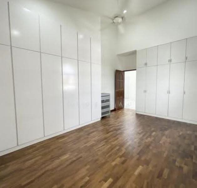 Astridville, 38-38B Jalan Ampang, Tanglin / Holland / Bukit Timah, 3 Bedrooms, 2,443 sqft, Condominium For Sale, by Jorge Lau, 500282536 - Bedroom - PropertyGuru.com.sg