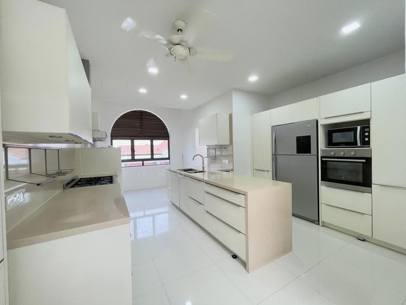 Astridville, 38-38B Jalan Ampang, Tanglin / Holland / Bukit Timah, 3 Bedrooms, 2,443 sqft, Condominium For Sale, by Jorge Lau, 500282536 - Kitchen - PropertyGuru.com.sg
