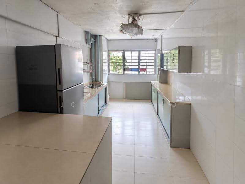 256 Yishun Ring Road, 256 Yishun Ring Road, Sembawang / Yishun, 3 Bedrooms, 904 sqft, HDB Flat For Rent, by Jonathan Lo, 500282537 - Kitchen - PropertyGuru.com.sg