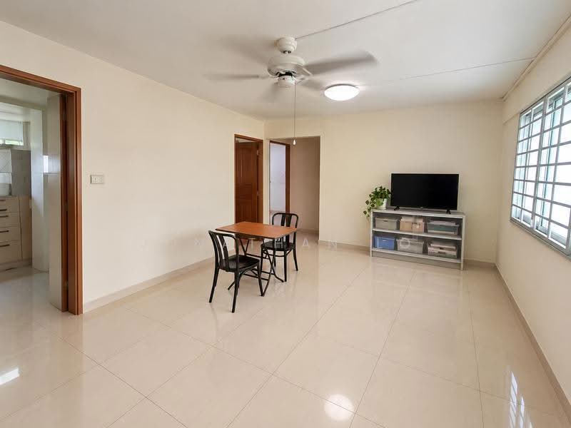 256 Yishun Ring Road, 256 Yishun Ring Road, Sembawang / Yishun, 3 Bedrooms, 904 sqft, HDB Flat For Rent, by Jonathan Lo, 500282537 - Living Room - PropertyGuru.com.sg