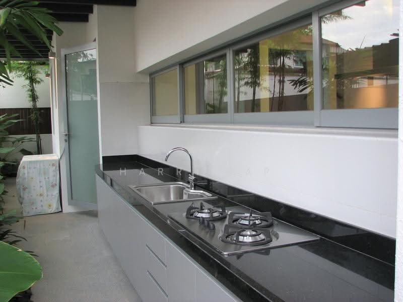 One Tree Hill, North Sixth Street, Tanglin / Holland / Bukit Timah, 6 Bedrooms, 6,780 sqft, Bungalow House For Rent, by Harry Yap, 500282540 - Kitchen - PropertyGuru.com.sg