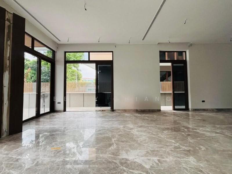 Gallop Park Road, Gallop Park Road, Tanglin / Holland / Bukit Timah, 5 Bedrooms, 5,231 sqft, Semi-Detached House For Sale, by Betty Chiang, 500282545 - Living Room - PropertyGuru.com.sg