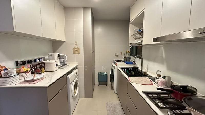 The Gale, Flora Road, Changi Airport / Changi Village, 2 Bedrooms, 1,033 sqft, Condominium For Sale, by Maureen Kang, 500282554 - Kitchen - PropertyGuru.com.sg