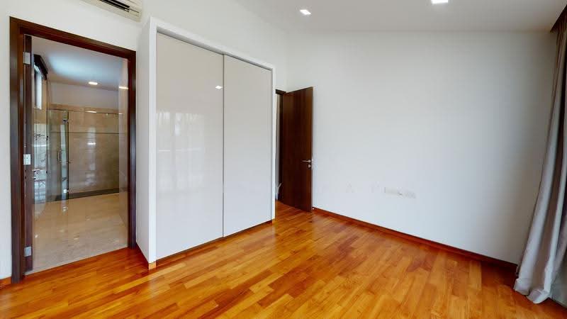 Lornie Road, MacRitchie / Mount Pleasant, Newton / Novena, 7 Bedrooms, 9,450 sqft, Bungalow House For Rent, by Harry Yap, 500282559 - Bathroom - PropertyGuru.com.sg