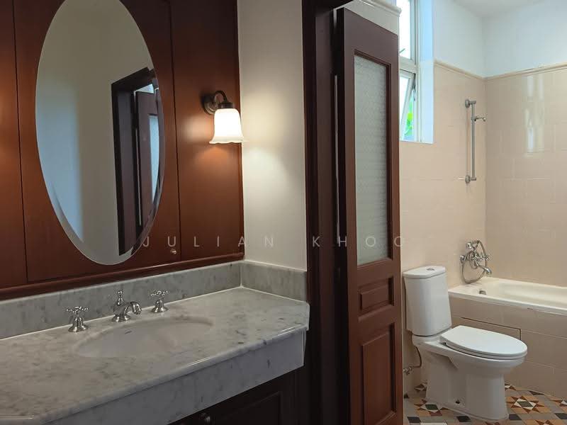 Lotus @ Joo Chiat, 113 Joo Chiat Place, East Coast / Marine Parade, 3 Bedrooms, 1,700 sqft, Apartment For Rent, by Julian Khoo, 500282562 - Bathroom - PropertyGuru.com.sg