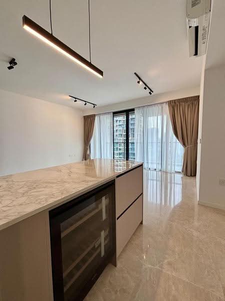 Irwell Hill Residences, 6 Irwell Hill, Orchard / River Valley, 3 Bedrooms, 1,270 sqft, Condominium For Sale, by Lim Chew Yee, 500282569 - Living Room - PropertyGuru.com.sg
