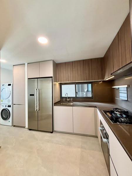 Irwell Hill Residences, 6 Irwell Hill, Orchard / River Valley, 3 Bedrooms, 1,270 sqft, Condominium For Sale, by Lim Chew Yee, 500282569 - Kitchen - PropertyGuru.com.sg