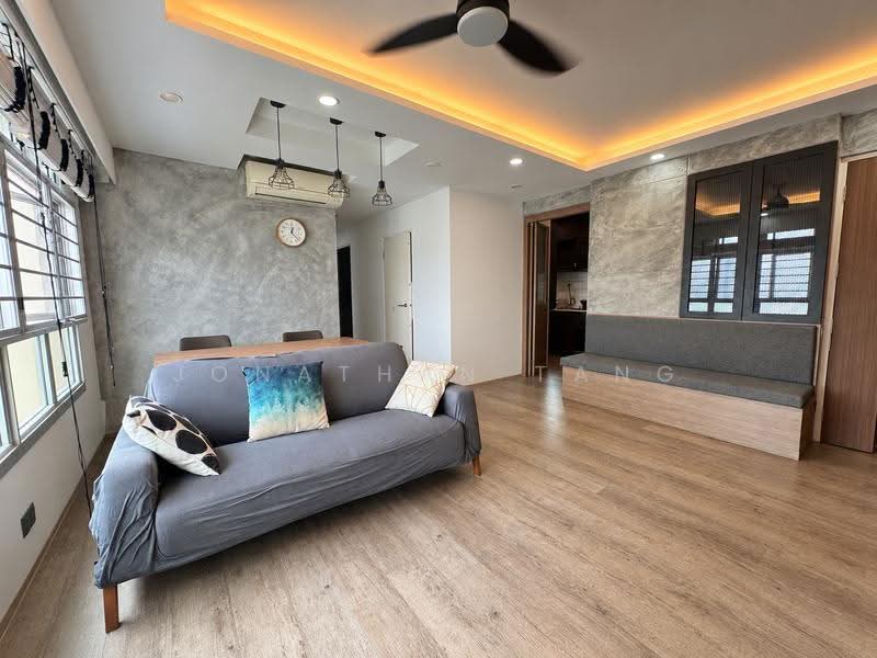293B Bukit Batok Street 21, 293B Bukit Batok Street 21, Dairy Farm / Bukit Panjang / Choa Chu Kang, 3 Bedrooms, 990 sqft, HDB Flat For Sale, by Jonathan Tang, 500282571 - Living Room - PropertyGuru.com.sg