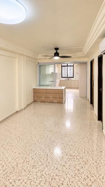 3 Ghim Moh Road, 3 Ghim Moh Road, Tanglin / Holland / Bukit Timah, 2 Bedrooms, 699 sqft, HDB Flat For Rent, by Stanley Wong, 500282591 - Kitchen - PropertyGuru.com.sg
