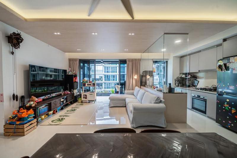The Visionaire, 170 Canberra Drive, Sembawang / Yishun, 4 Bedrooms, 1,314 sqft, Condominium For Rent, by Angelin Loh, 500282597 - Living Room - PropertyGuru.com.sg
