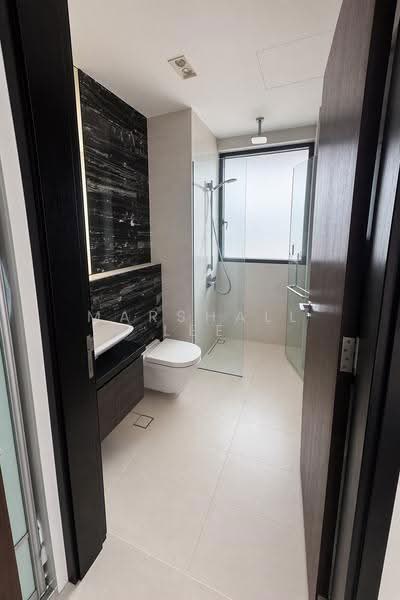 Robin Suites, 25 Robin Road, Tanglin / Holland / Bukit Timah, 1 Bedroom, 441 sqft, Apartment For Sale, by Marshall Lee, 500282598 - Bathroom - PropertyGuru.com.sg