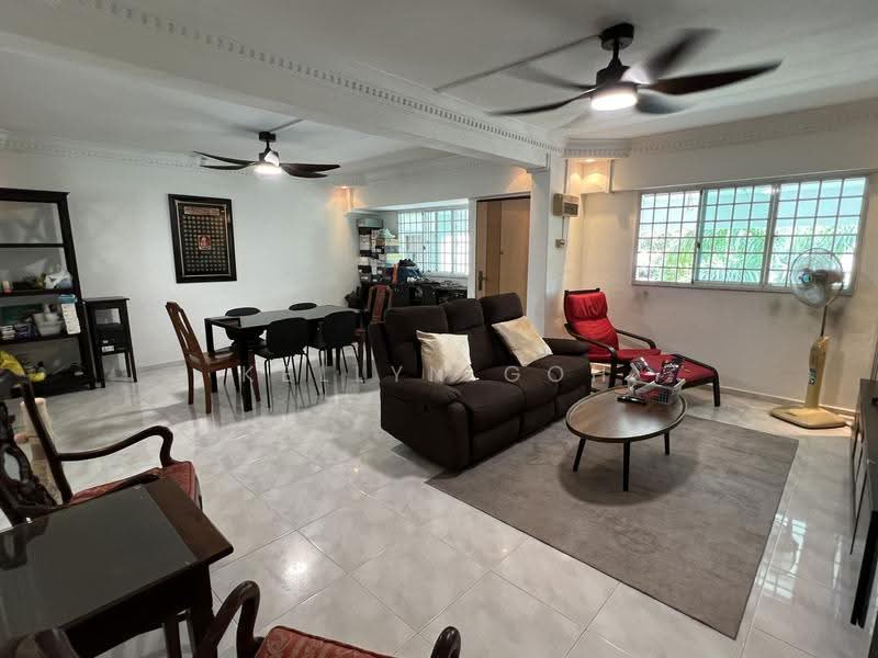 403 Pandan Gardens, 403 Pandan Gardens, Boon Lay / Jurong / Tuas, 3 Bedrooms, 1,119 sqft, HDB Flat For Sale, by Kellyn Goh, 500282609 - Living Room - PropertyGuru.com.sg