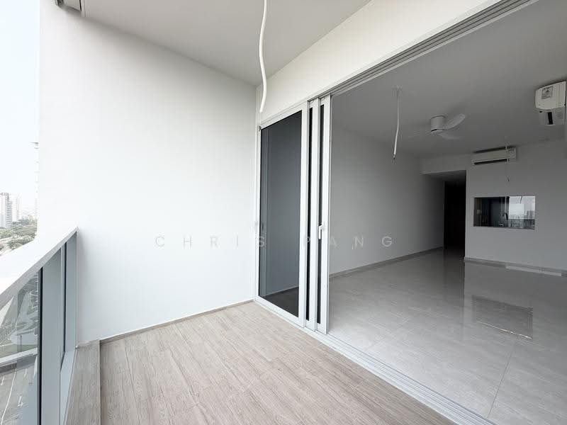 Grand Dunman, 16 Dunman Road, East Coast / Marine Parade, 3 Bedrooms, 926 sqft, Condominium For Sale, by Chris Pang, 500282619 - Balcony - PropertyGuru.com.sg