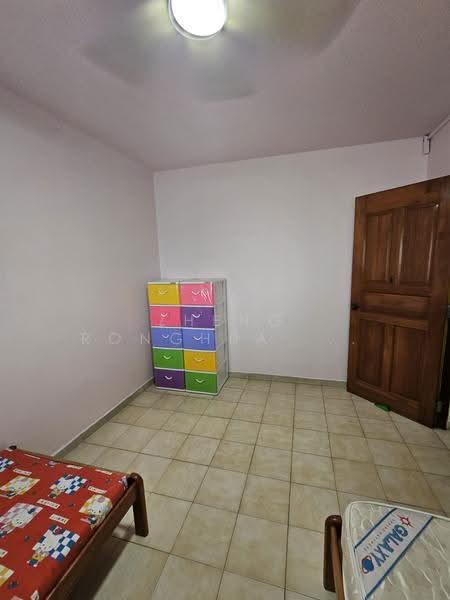 925 Jurong West Street 92, 925 Jurong West Street 92, Boon Lay / Jurong / Tuas, Room Rental, 120 sqft, HDB Flat For Rent, by Zheng Ronghua 郑荣华, 500282625 - Bedroom - PropertyGuru.com.sg