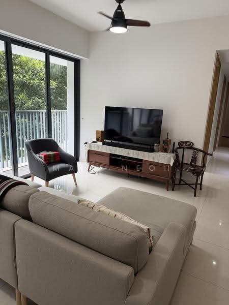 Coco Palms, 23 Pasir Ris Grove, Pasir Ris / Tampines, 4 Bedrooms, 1,259 sqft, Condominium For Rent, by Mary Neoh, 500282628 - Living Room - PropertyGuru.com.sg